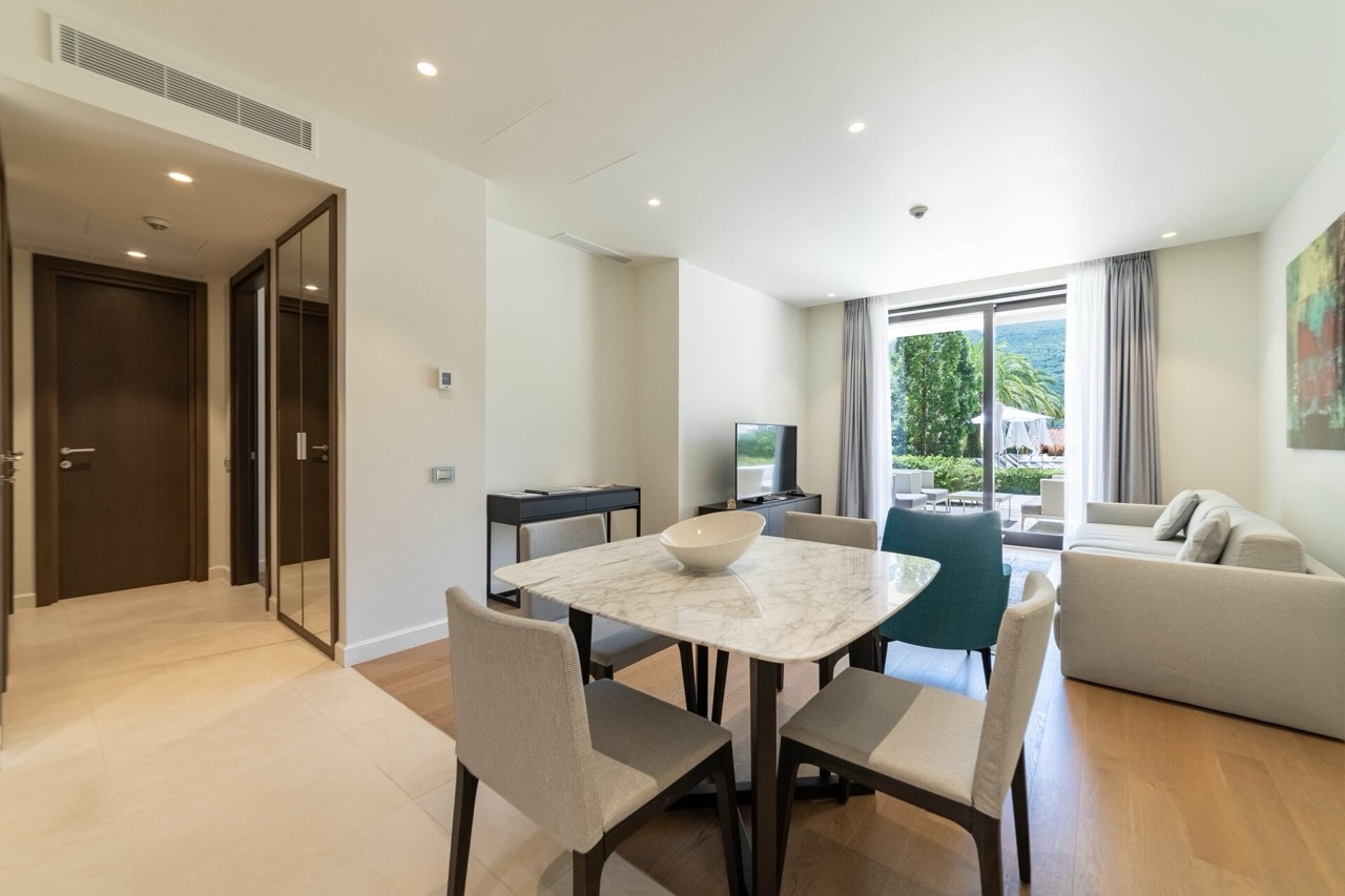 Piso en Herceg-Novi, Montenegro, 90 m² - imagen 6