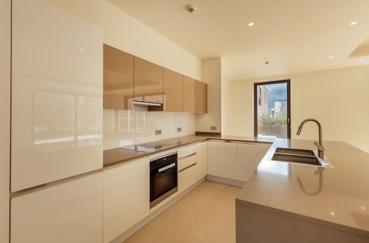 Villa à Herceg-Novi, Monténégro, 287 m² - image 9