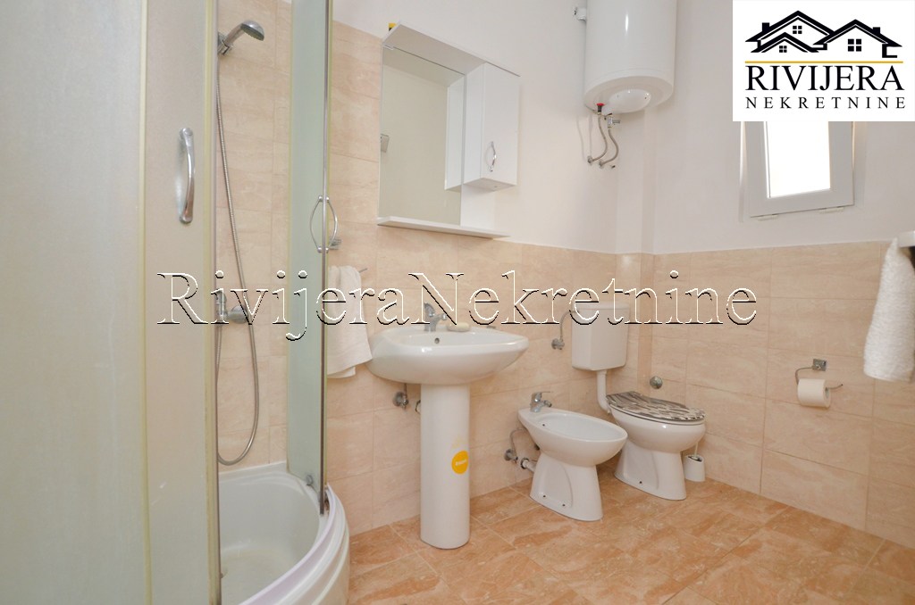 Casa en Herceg-Novi, Montenegro, 141 m² - imagen 15