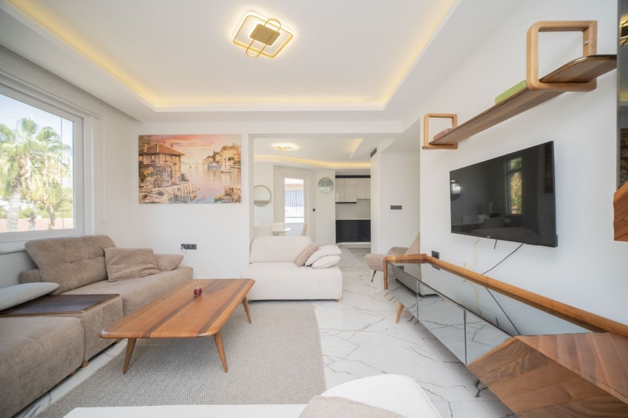 Flat in Alanya, Turkey, 140 m² - picture 1