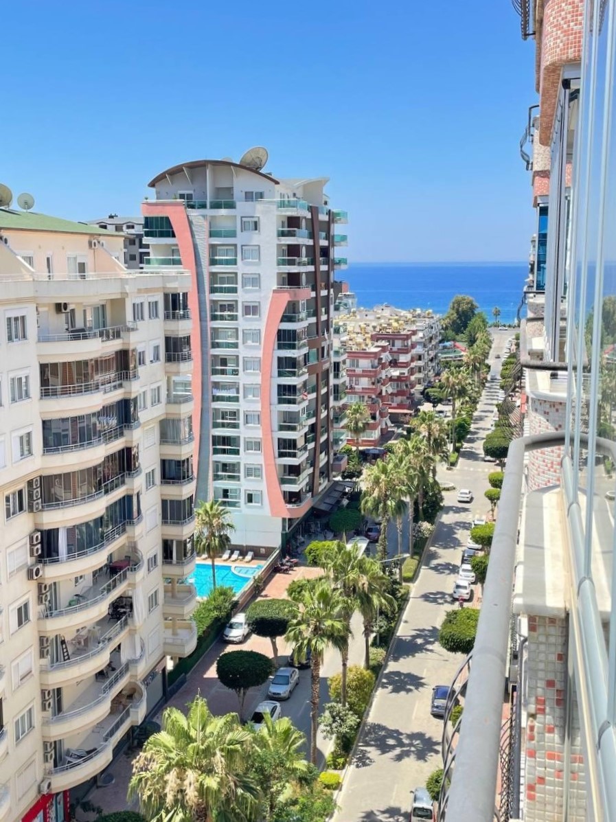 Flat in Alanya, Turkey, 120 m² - picture 1