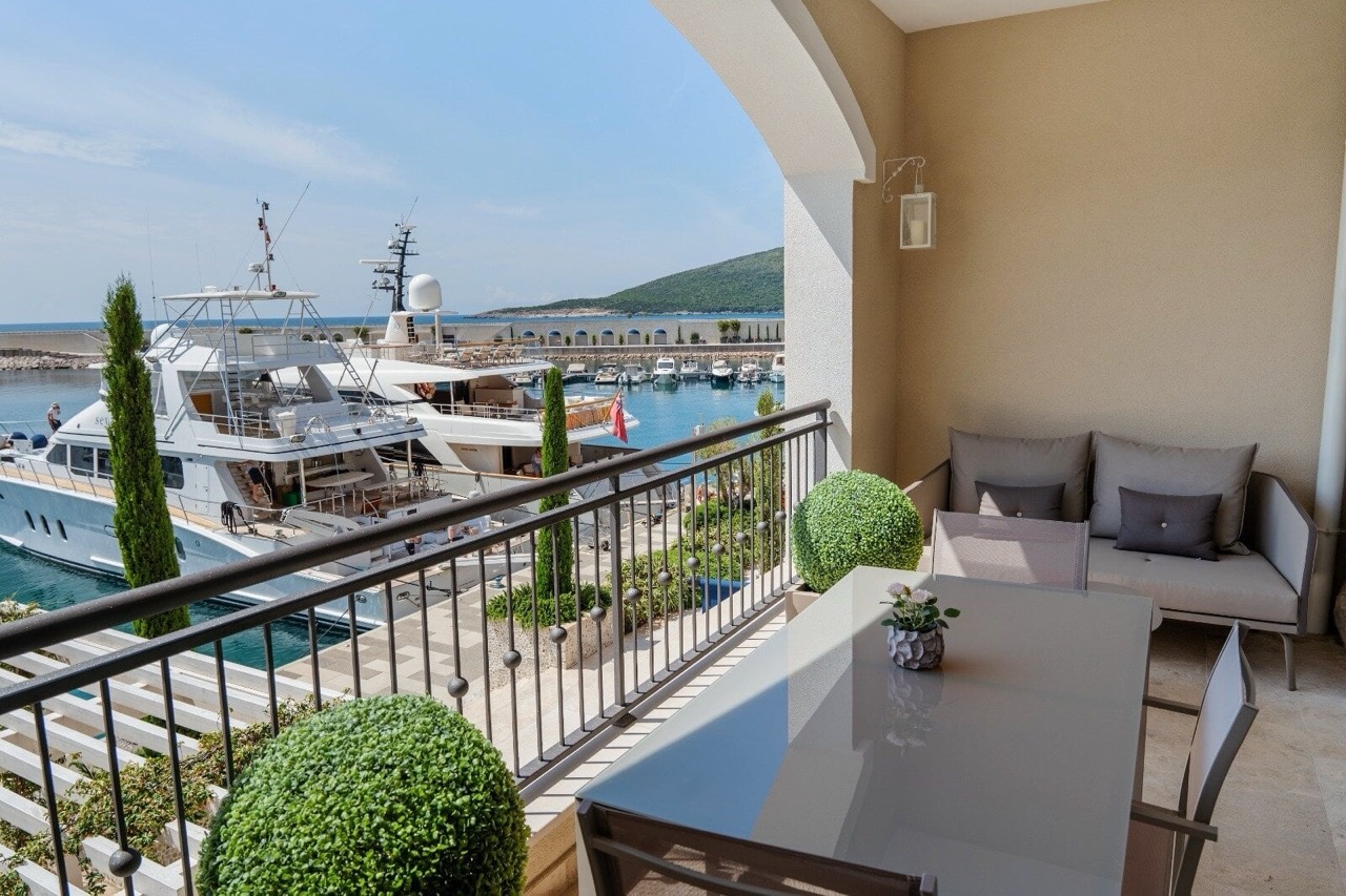 Piso en Tivat, Montenegro, 46 m² - imagen 6