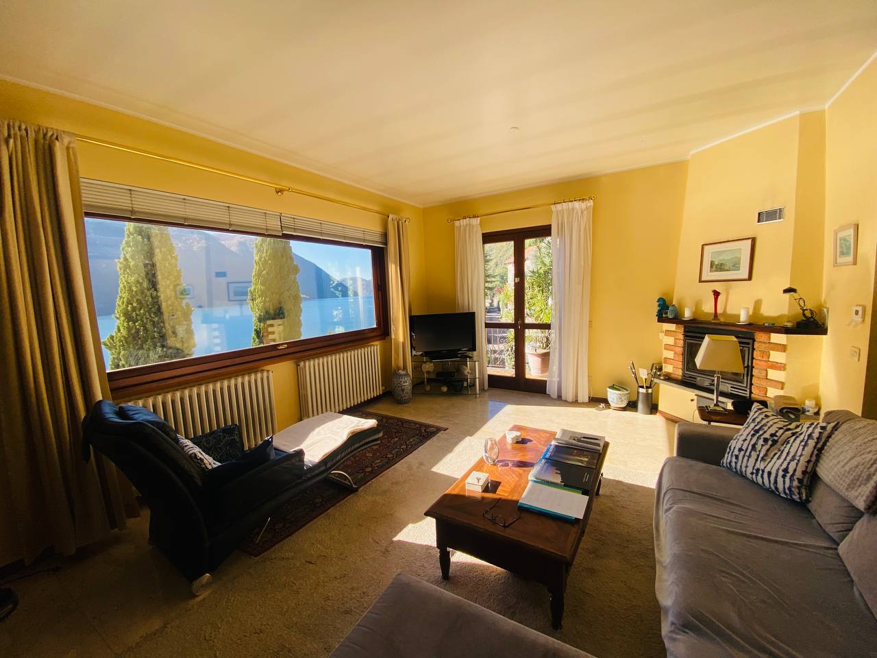 Piso en Valsolda, Italia, 110 m² - imagen 1