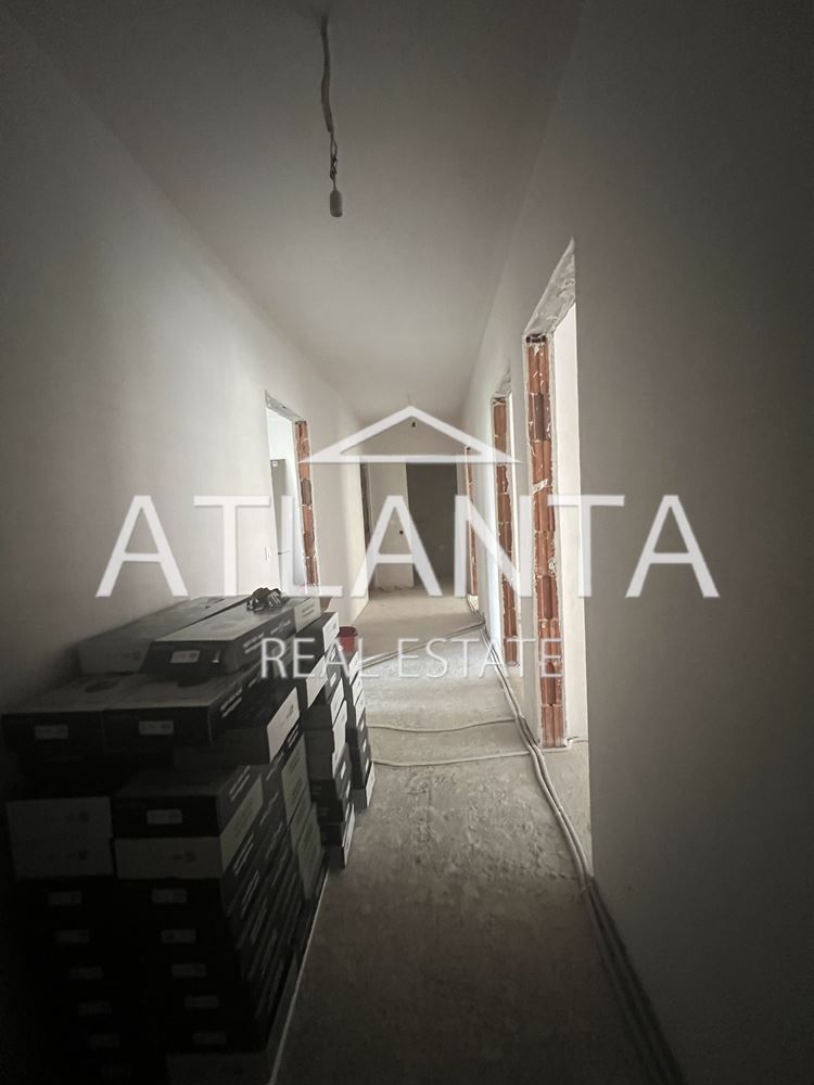 Apartamento en Santos Constantino y Elena, Bulgaria, 118 m² - imagen 3
