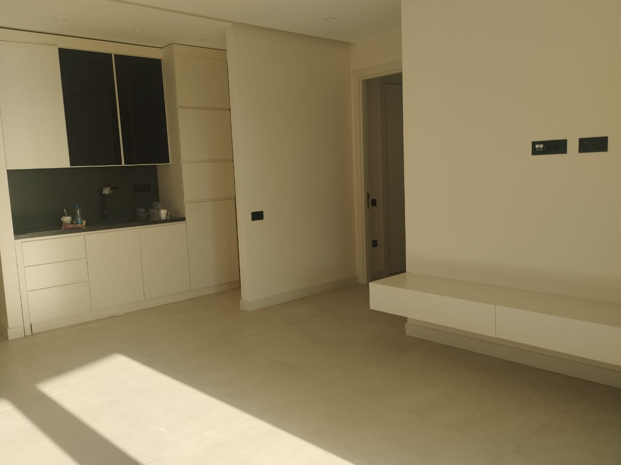 Piso en Budva, Montenegro, 5 030 m² - imagen 8