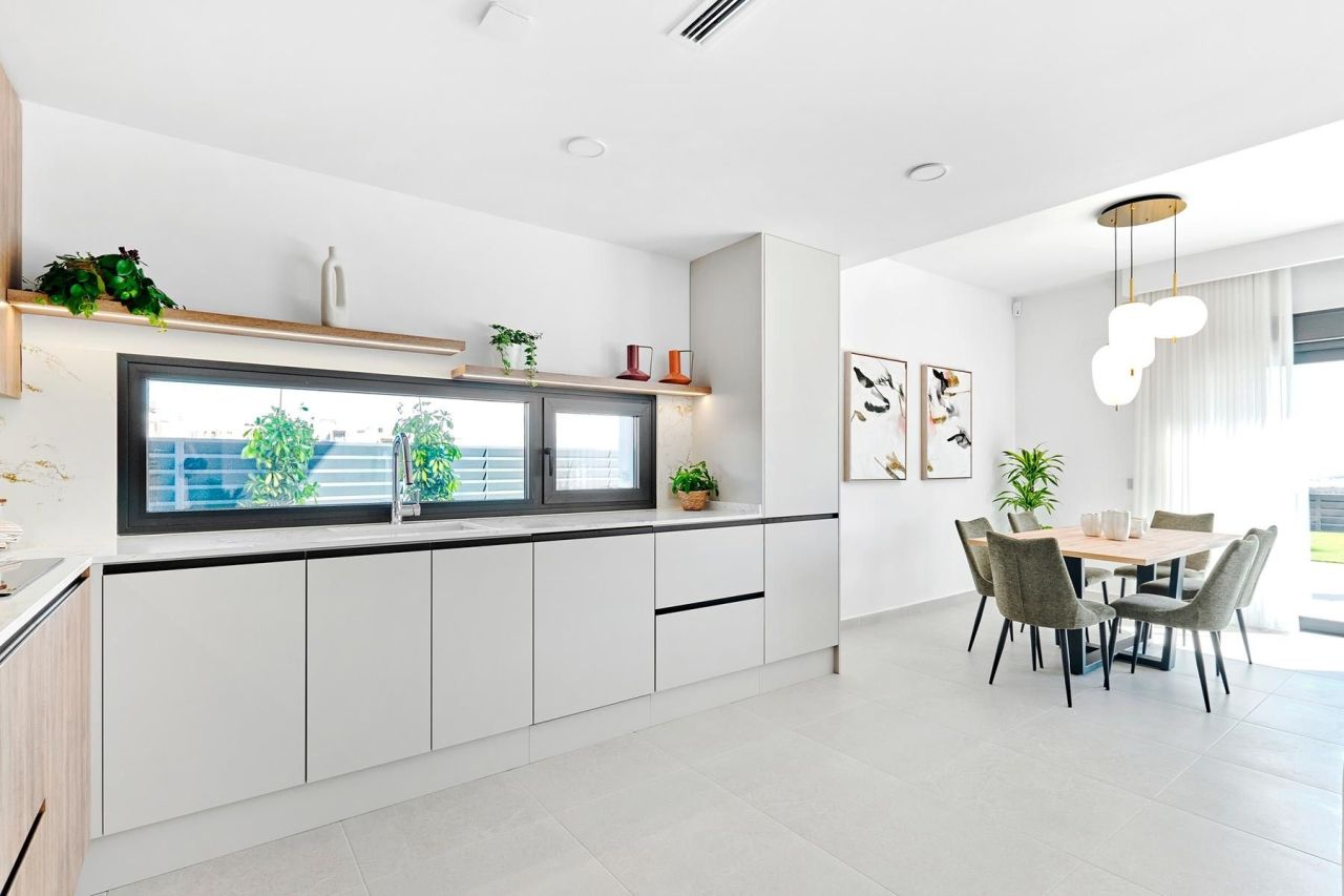 Villa in San Miguel de Salinas, Spain, 126 m² - picture 7