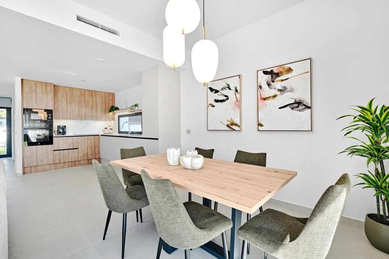 Villa in San Miguel de Salinas, Spain, 126 m² - picture 11