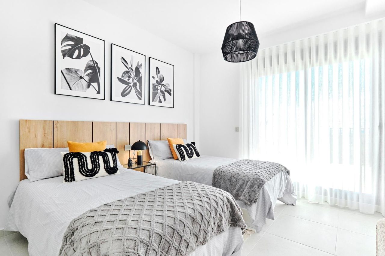 Villa in San Miguel de Salinas, Spain, 126 m² - picture 14