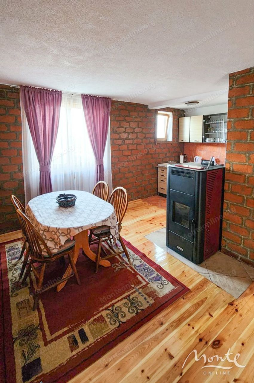 Villa à Zabljak, Monténégro, 164 m² - image 2