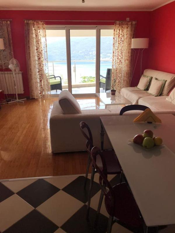 Appartamento a Herceg-Novi, Montenegro, 82 m² - foto 3
