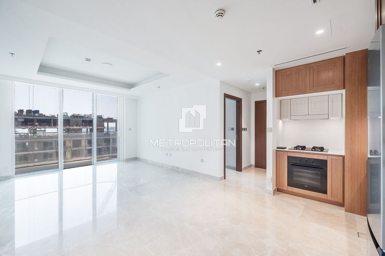 Apartment in Dubai, UAE, 68 m² - picture 1