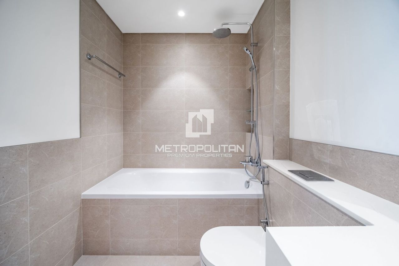 Apartment in Dubai, UAE, 106 m² - picture 18