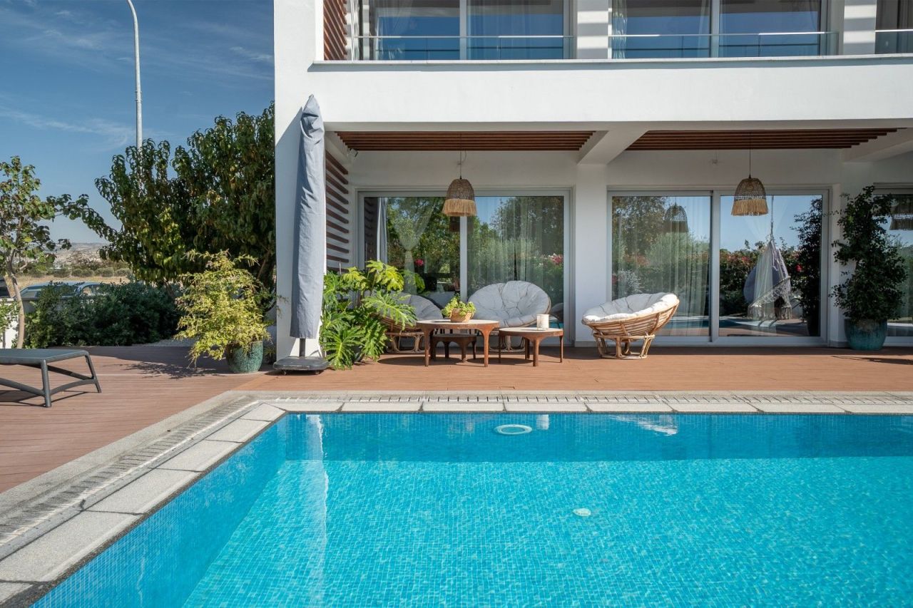 Villa in Paphos, Cyprus, 329 m² - picture 2