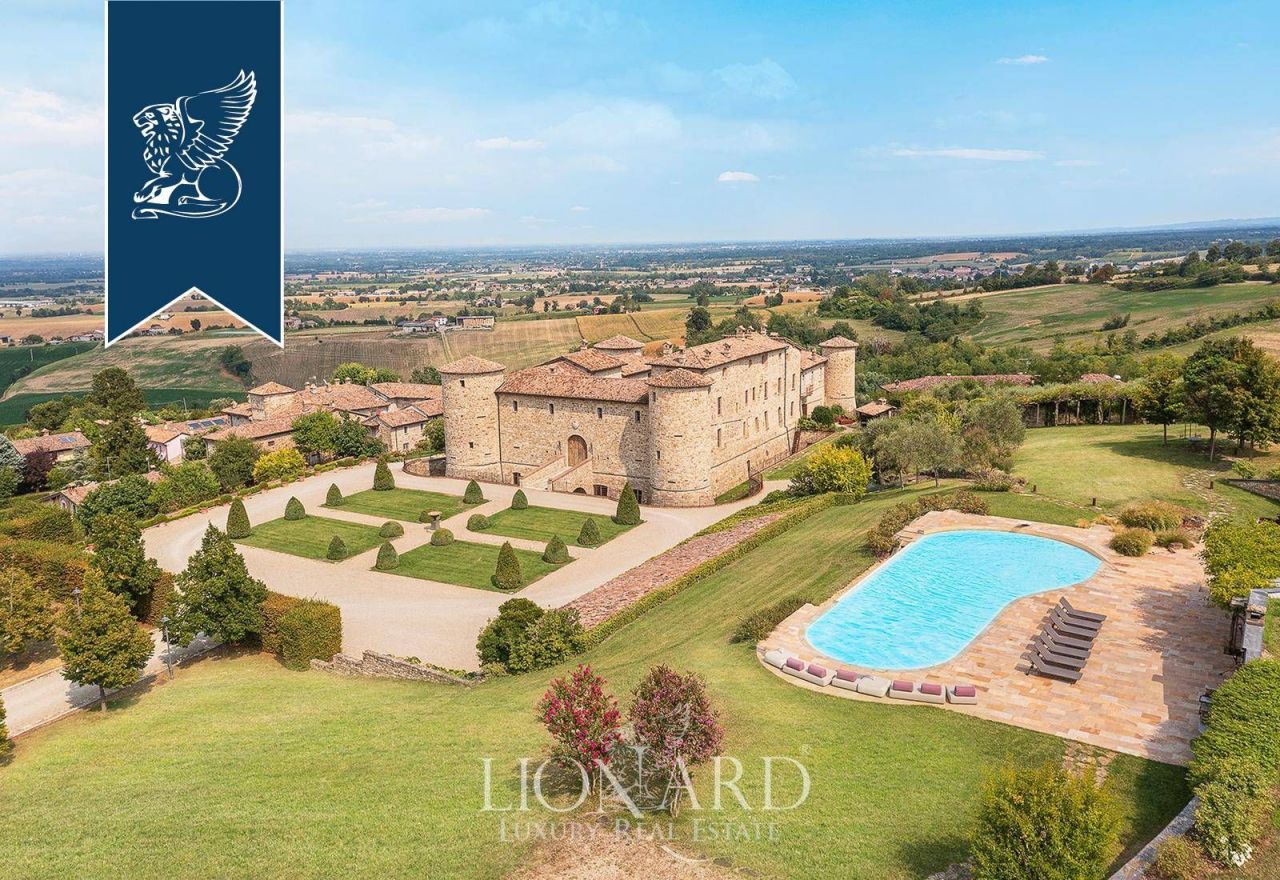 Castello a Piacenza, Italia, 4 000 m² - foto 3
