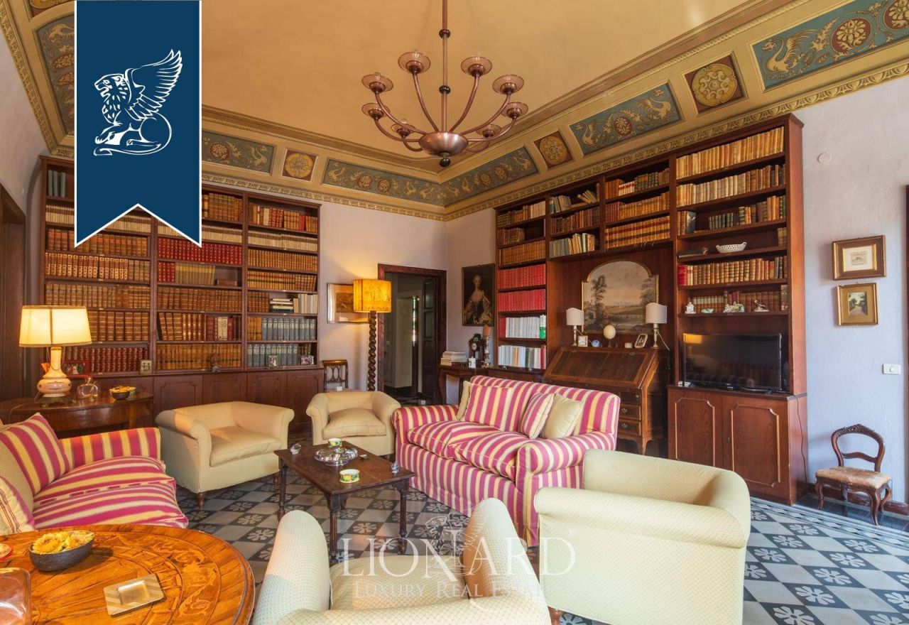 Haus in Volterra, Italien, 1 000 m² - Foto 6