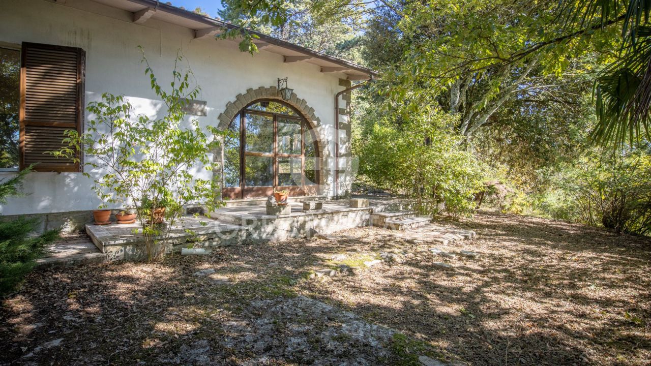 Villa in Tuoro sul Trasimeno, Italy, 151.55 m² - picture 4