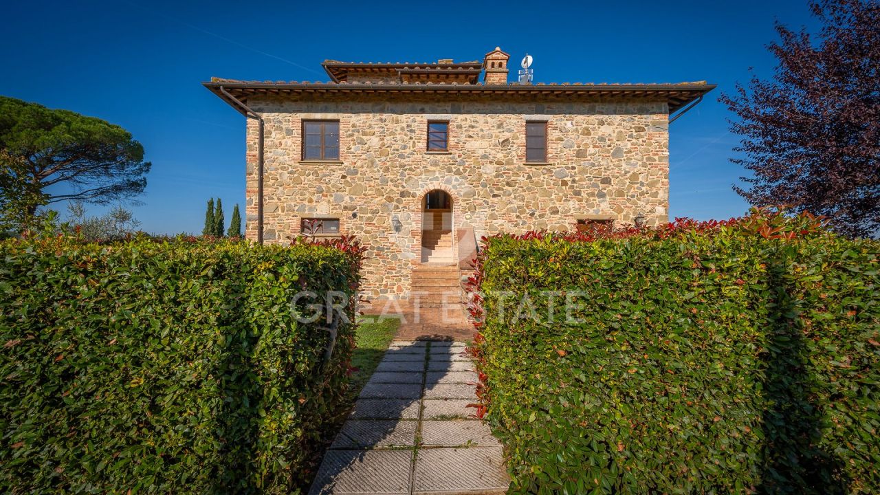 House in Cortona, Italy, 411 m² - picture 4