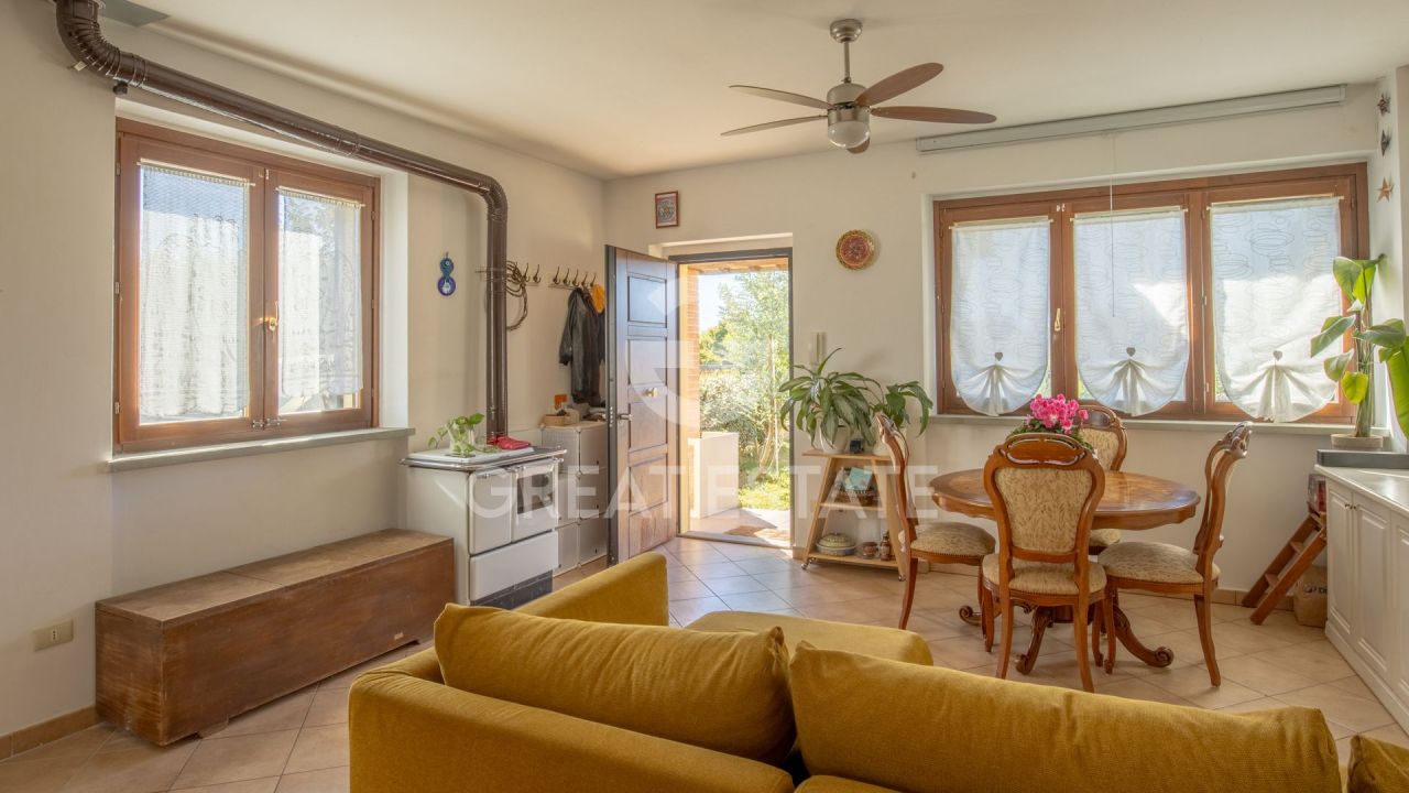 Villa in Tuoro sul Trasimeno, Italien, 92.1 m² - Foto 11