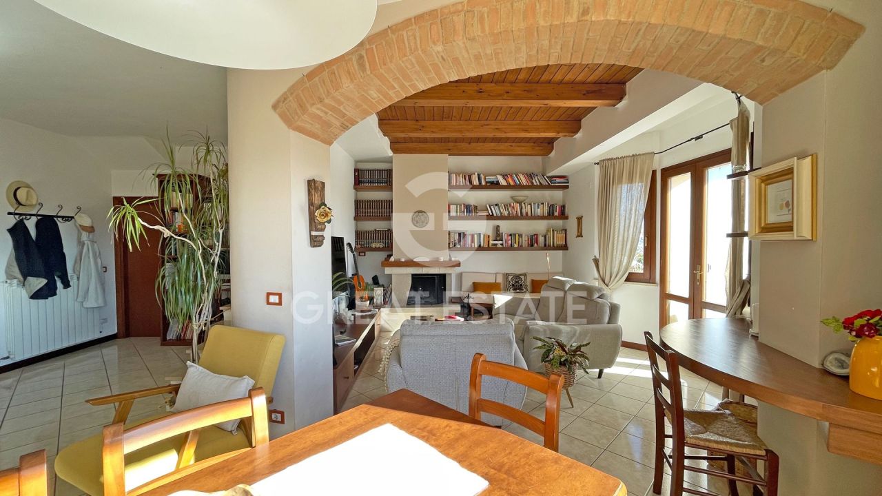Maison urbaine Castiglione d'Orcia, Italie, 207.95 m² - image 11