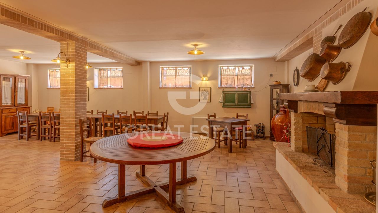 Hotel in Spoleto, Italien, 759.2 m² - Foto 11