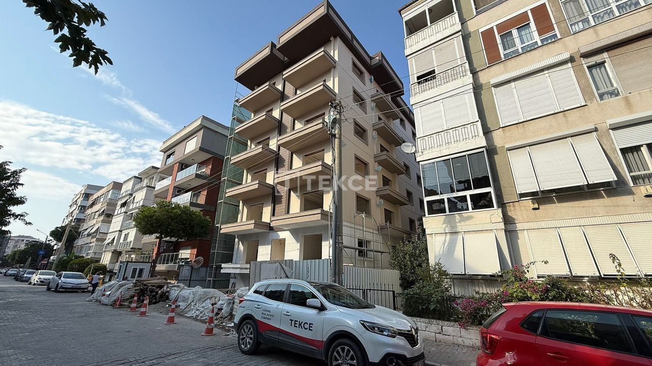 Apartment Karşıyaka, Turkey, 120 m² - picture 1