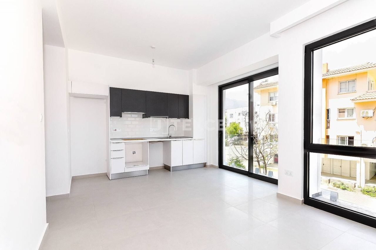 Apartment in Kyrenia, Cyprus, 91 m² - picture 13