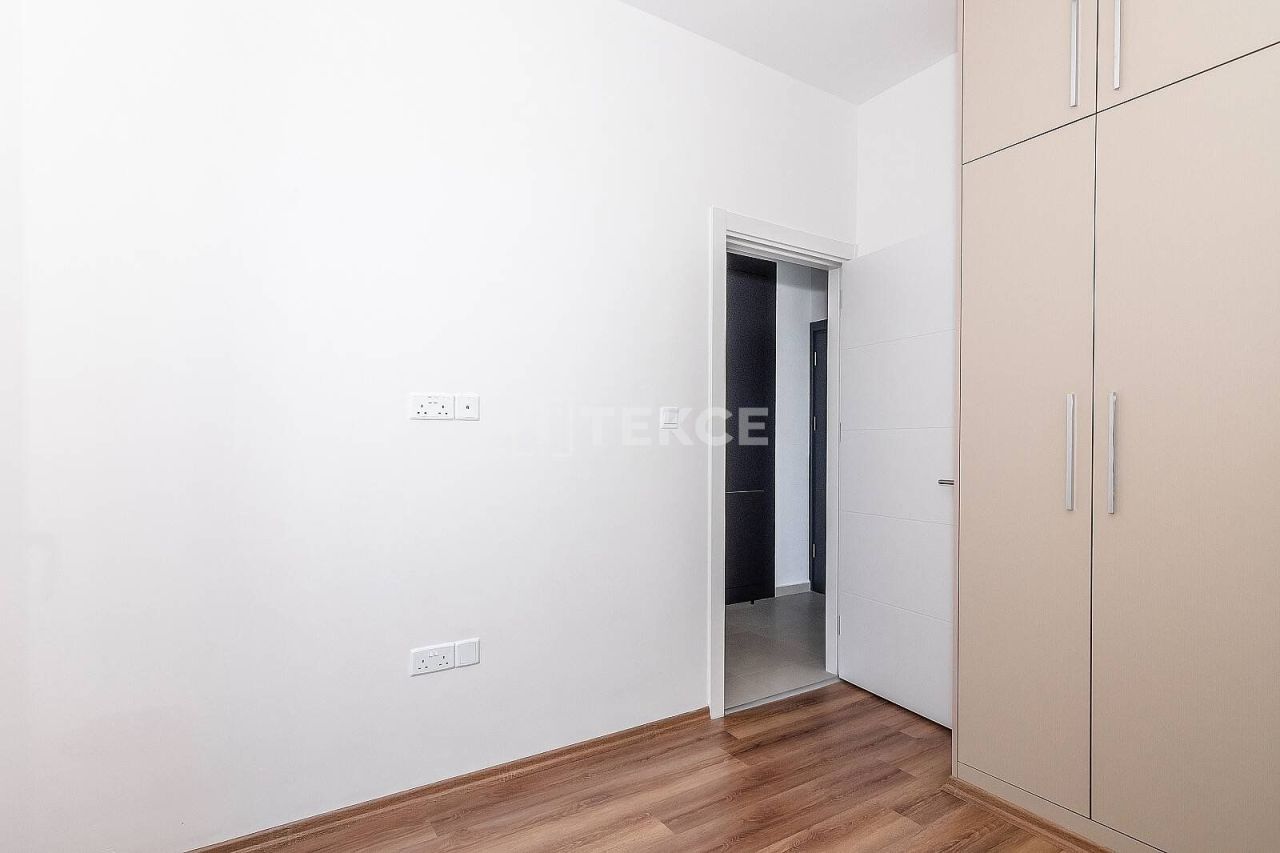 Apartment in Kyrenia, Cyprus, 91 m² - picture 18