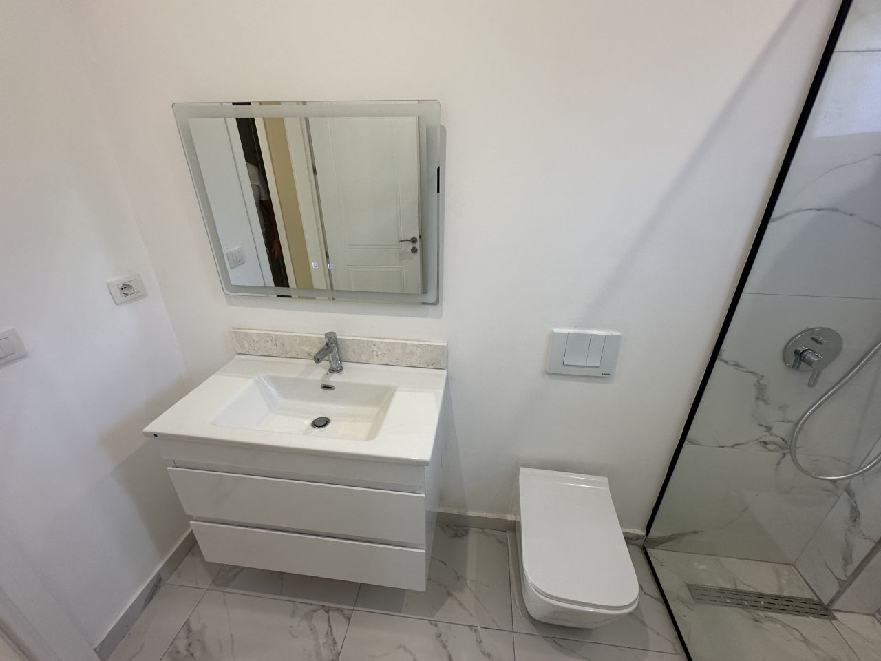 Piso en Durres, Albania, 122 m² - imagen 10