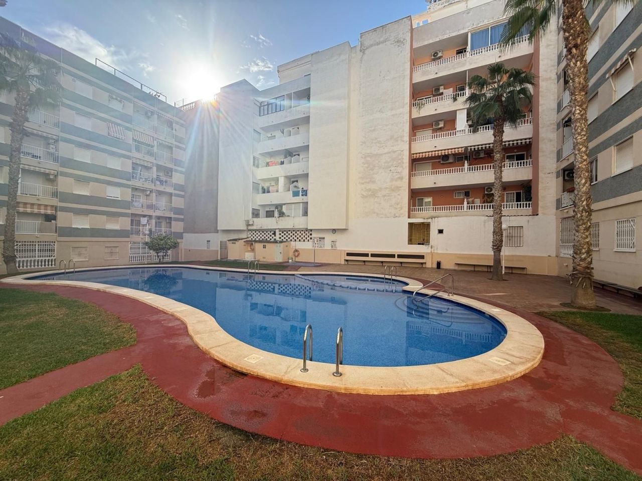 Appartamento a Torrevieja, Spagna, 62 m² - foto 2