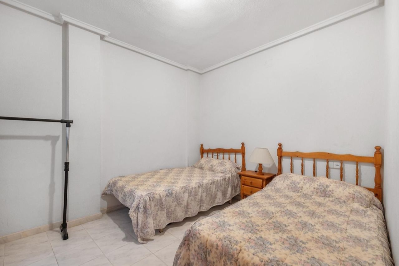 Piso en Torrevieja, España, 60 m² - imagen 8