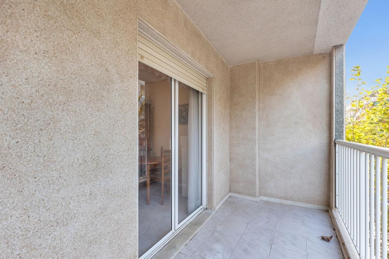 Piso en Torrevieja, España, 60 m² - imagen 11