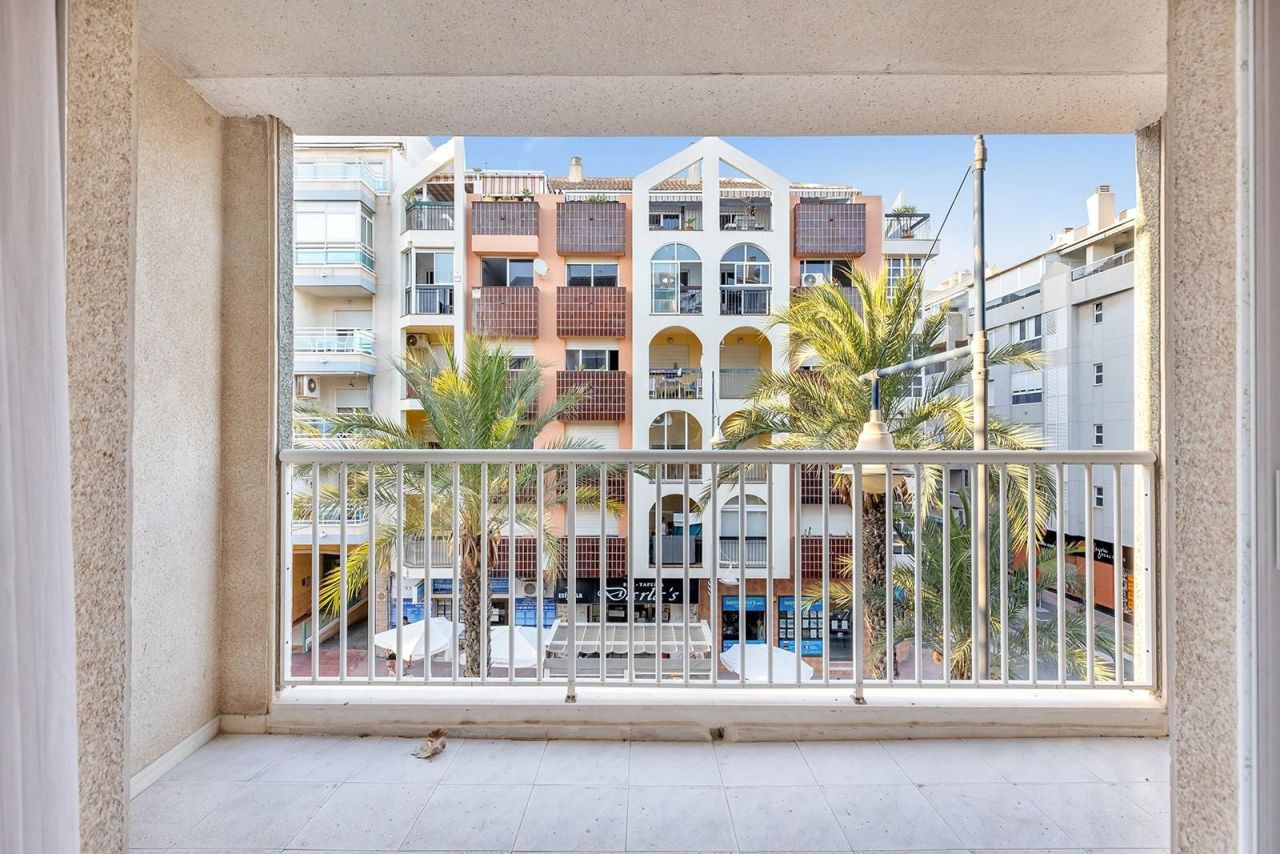 Piso en Torrevieja, España, 60 m² - imagen 12