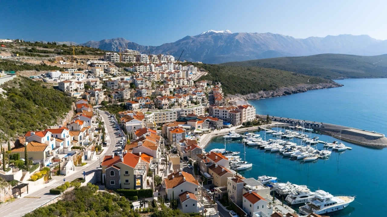 Villa sulla penisola di Luštica, Montenegro, 130 m² - foto 1