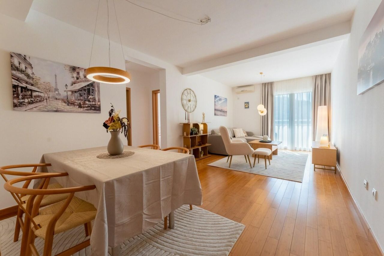 Piso en Przno, Montenegro, 68 m² - imagen 2