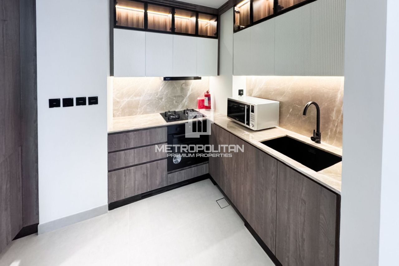 Apartment in Dubai, UAE, 80 m² - picture 7