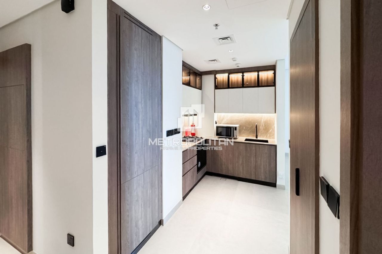 Apartment in Dubai, UAE, 80 m² - picture 8