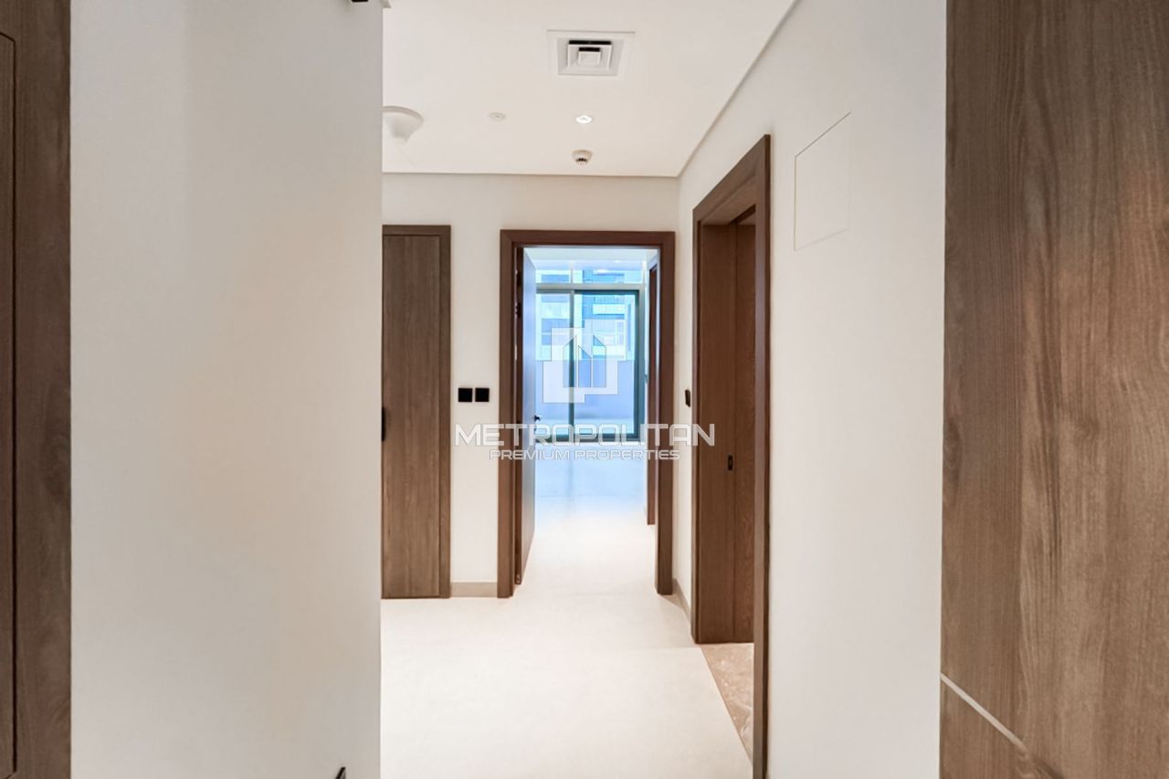 Apartment in Dubai, UAE, 80 m² - picture 15