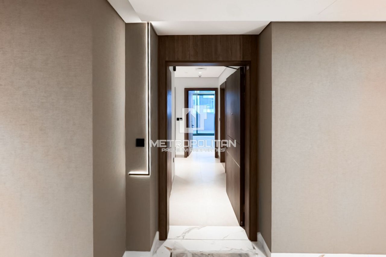 Apartment in Dubai, UAE, 80 m² - picture 16