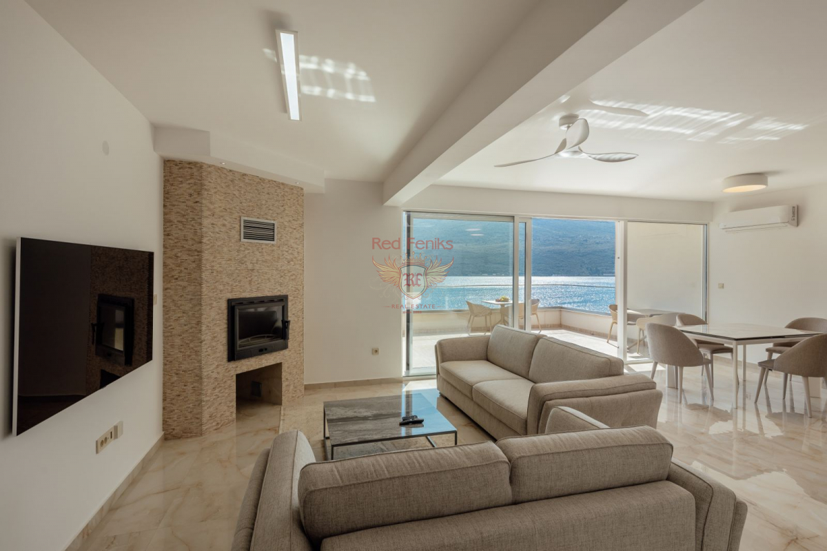 Piso en Herceg-Novi, Montenegro, 87 m² - imagen 4
