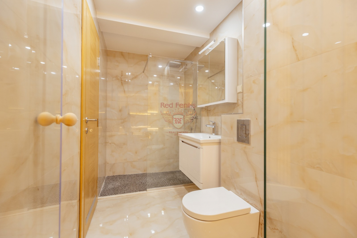 Piso en Herceg-Novi, Montenegro, 87 m² - imagen 14