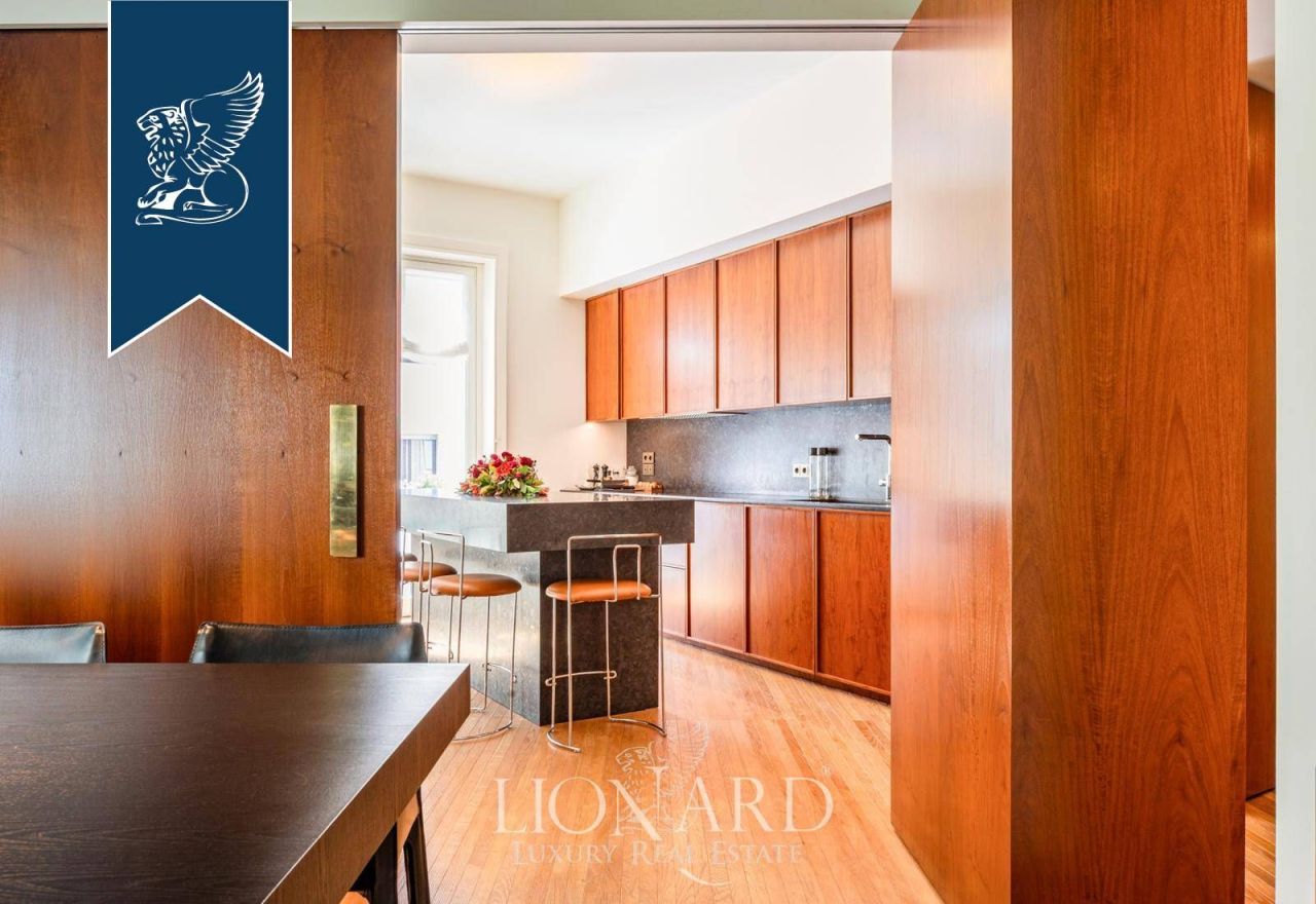 Appartamenti a Milano, Italia, 215 m² - foto 13