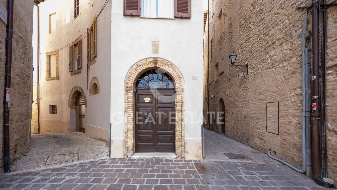 Apartment in Montefalco, Italy, 187.8 m² - picture 8