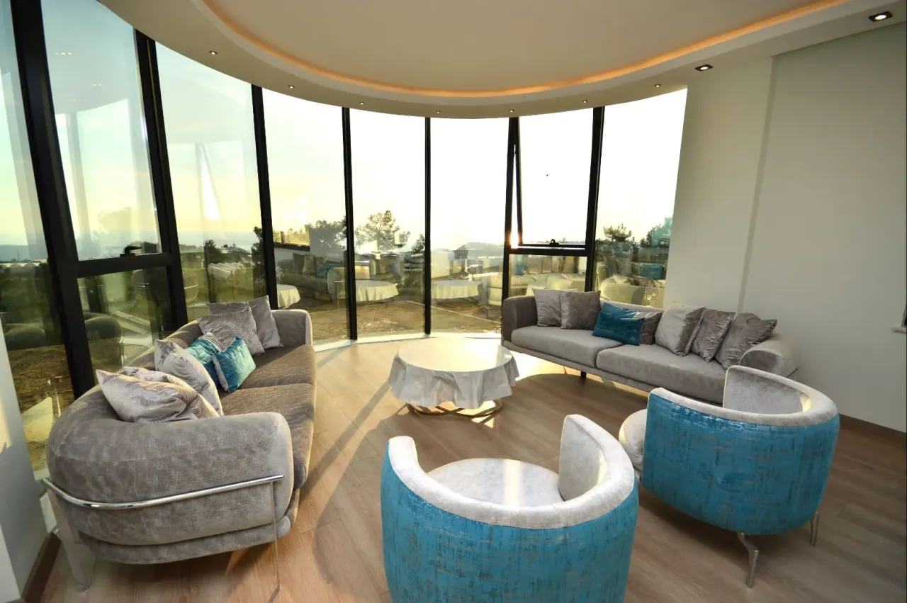 Villa in Alanya, Türkei, 660 m² - Foto 2