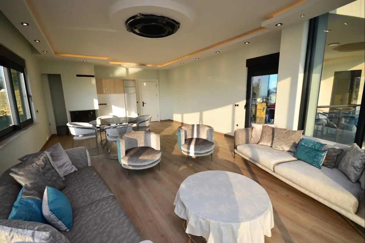 Villa in Alanya, Türkei, 660 m² - Foto 3