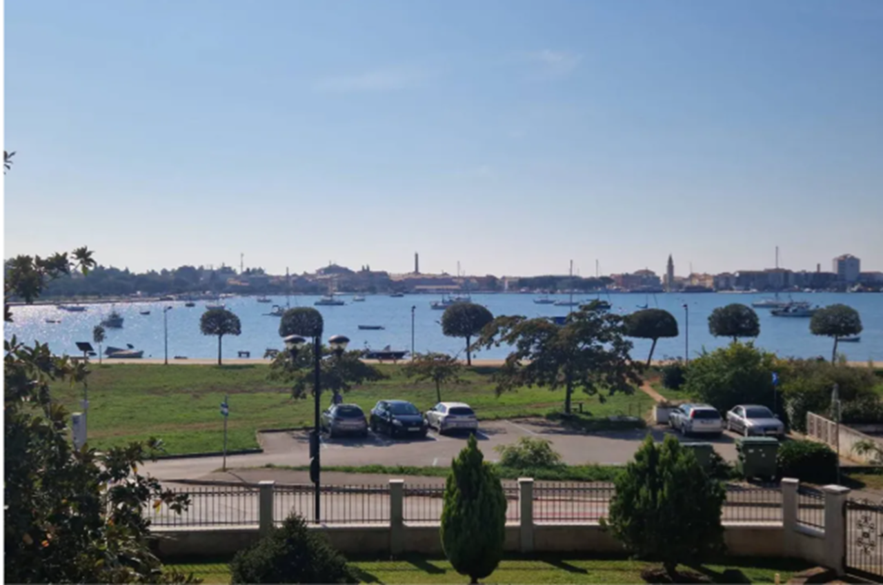 Villa en Umag, Croacia, 380 m² - imagen 1