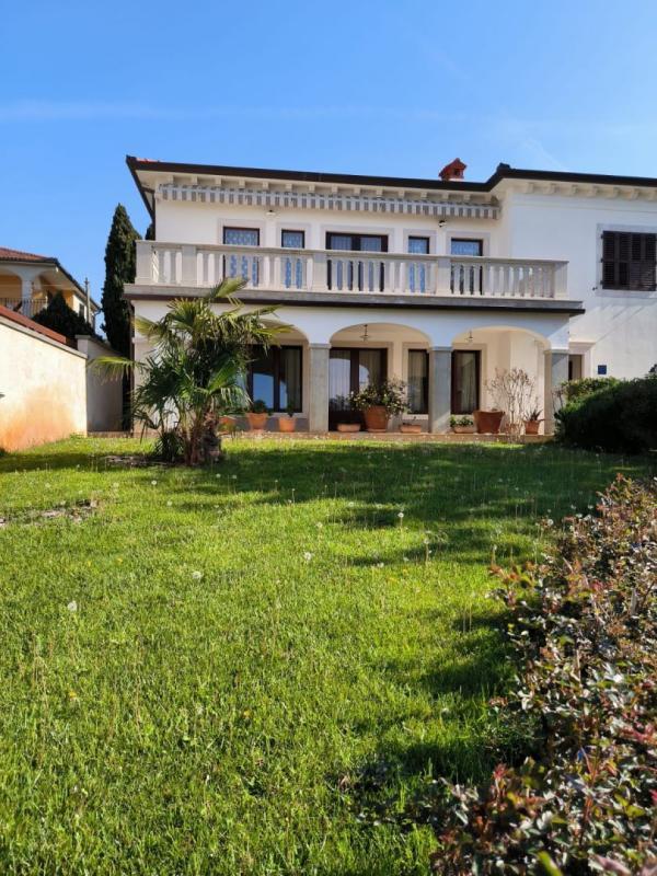 Villa en Umag, Croacia, 380 m² - imagen 8