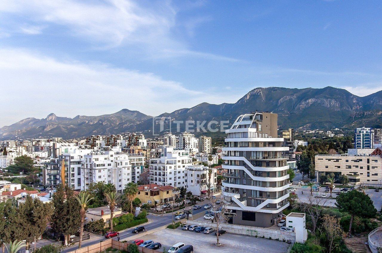 Apartment in Kyrenia, Cyprus, 140 m² - picture 1