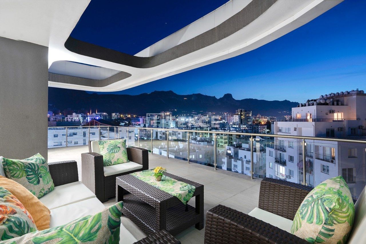 Apartment in Kyrenia, Cyprus, 140 m² - picture 4