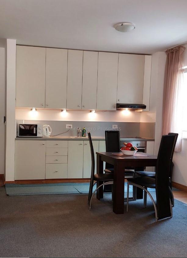 Hotel en Becici, Montenegro, 240 m² - imagen 3