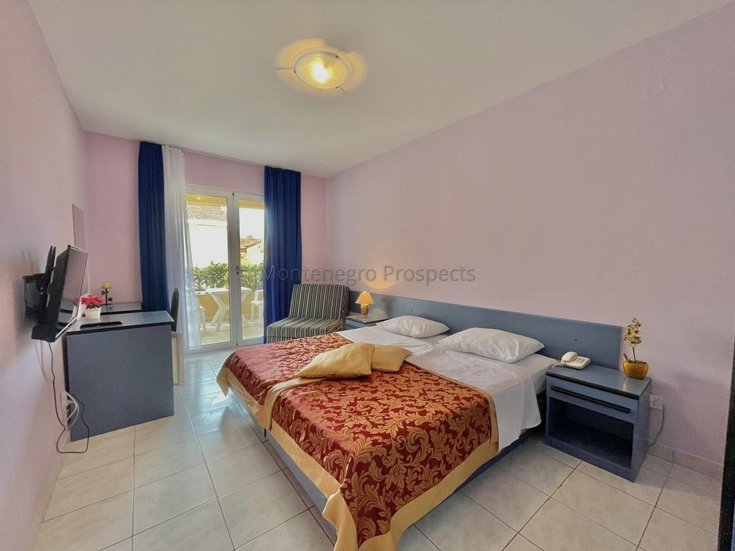 Hotel en Budva, Montenegro, 1 354 m² - imagen 6